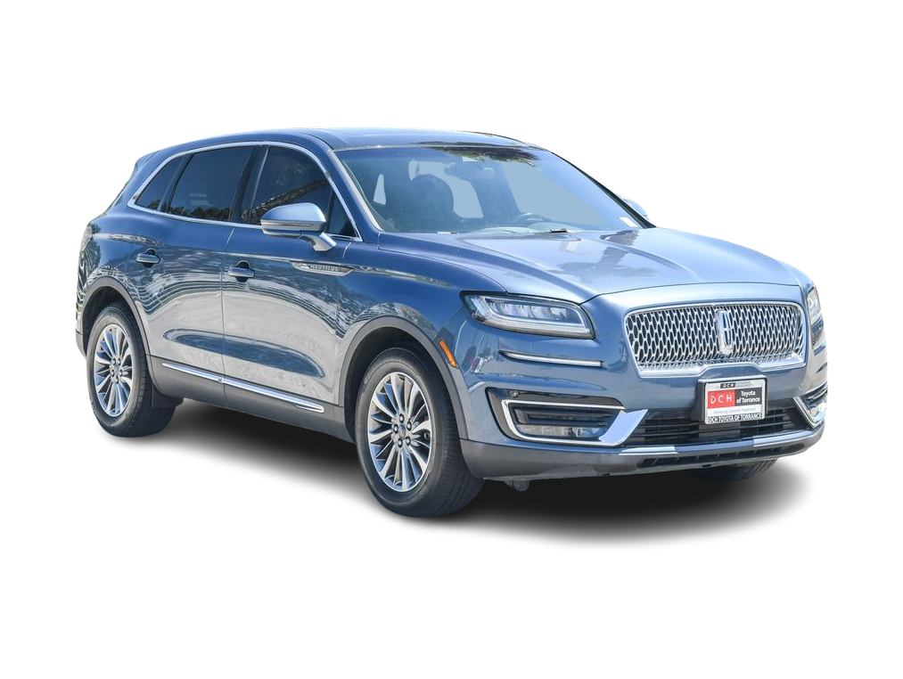 Thumbnail: 2019 Lincoln Nautilus - 18
