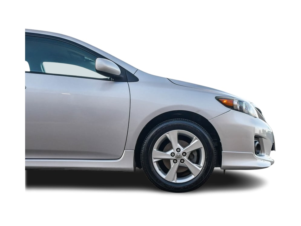 2011 Toyota Corolla S 22