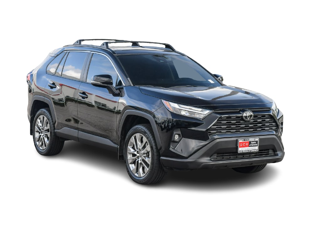Thumbnail: 2022 Toyota RAV4 - 15