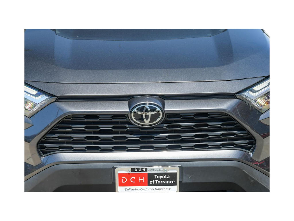 Thumbnail: 2023 Toyota RAV4 - 17