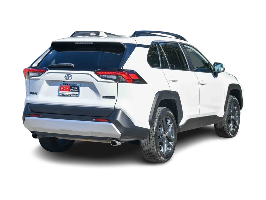 Thumbnail: 2023 Toyota RAV4 - 20