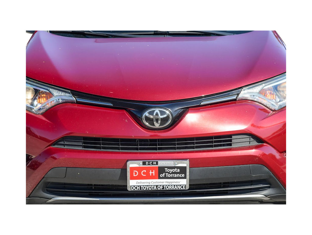 Thumbnail: 2018 Toyota RAV4 - 18