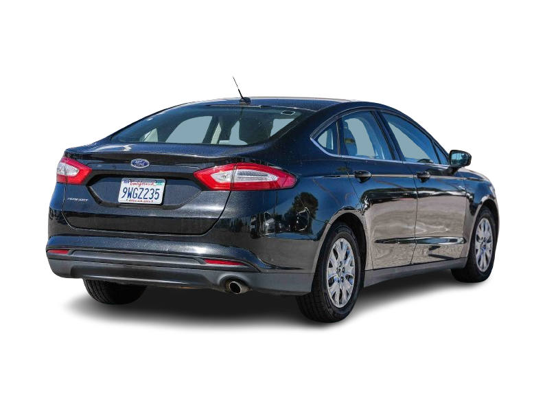 Thumbnail: 2013 Ford Fusion - 19