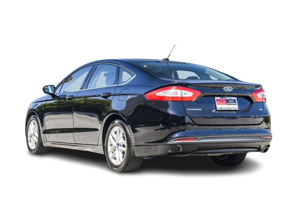 Thumbnail: 2016 Ford Fusion - 18