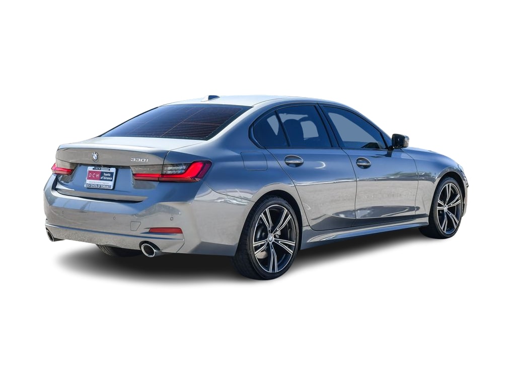 Thumbnail: 2023 BMW 3 Series - 21