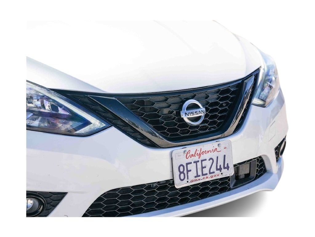 Thumbnail: 2018 Nissan Sentra - 18