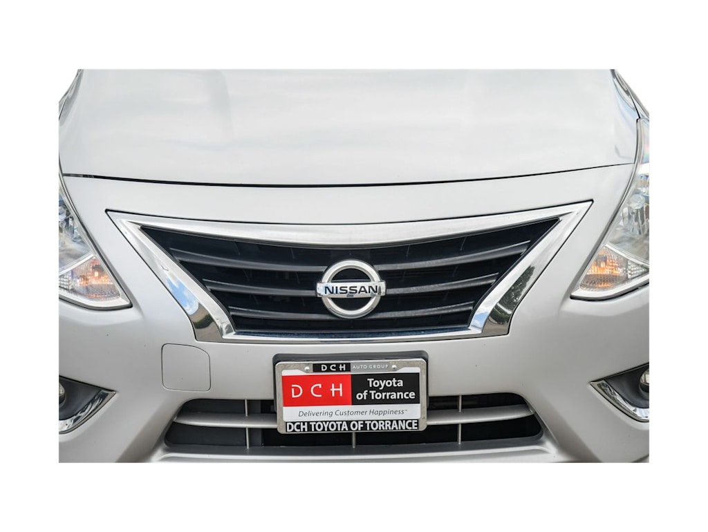 Thumbnail: 2019 Nissan Versa - 19