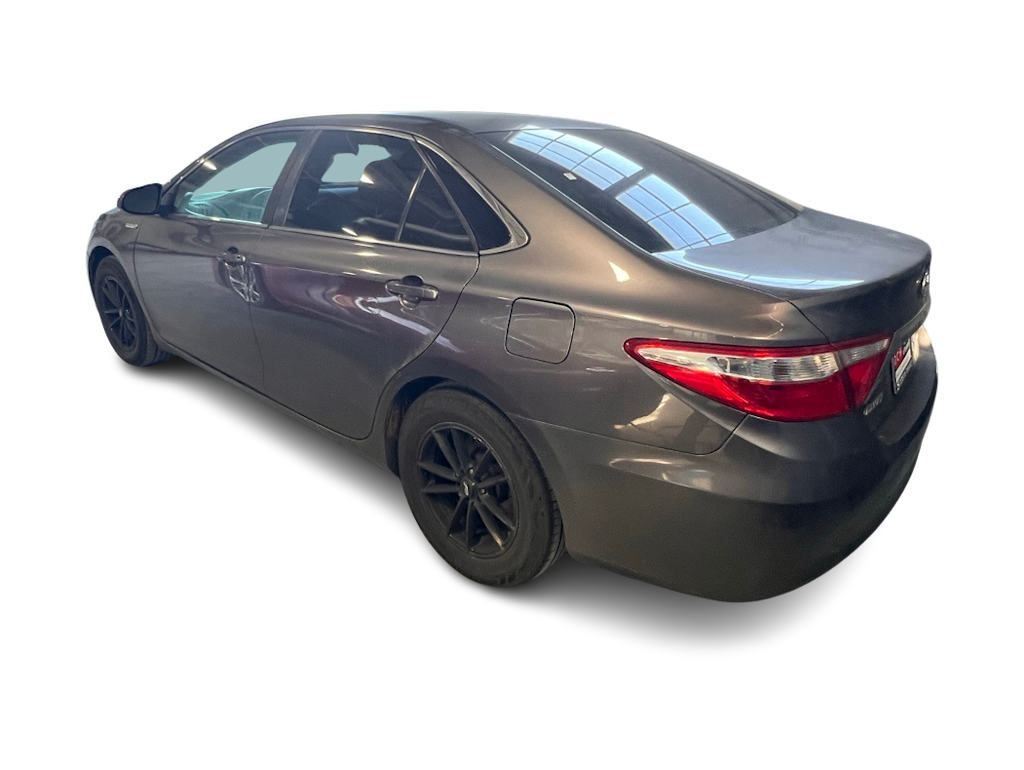 2015 Toyota Camry LE 3