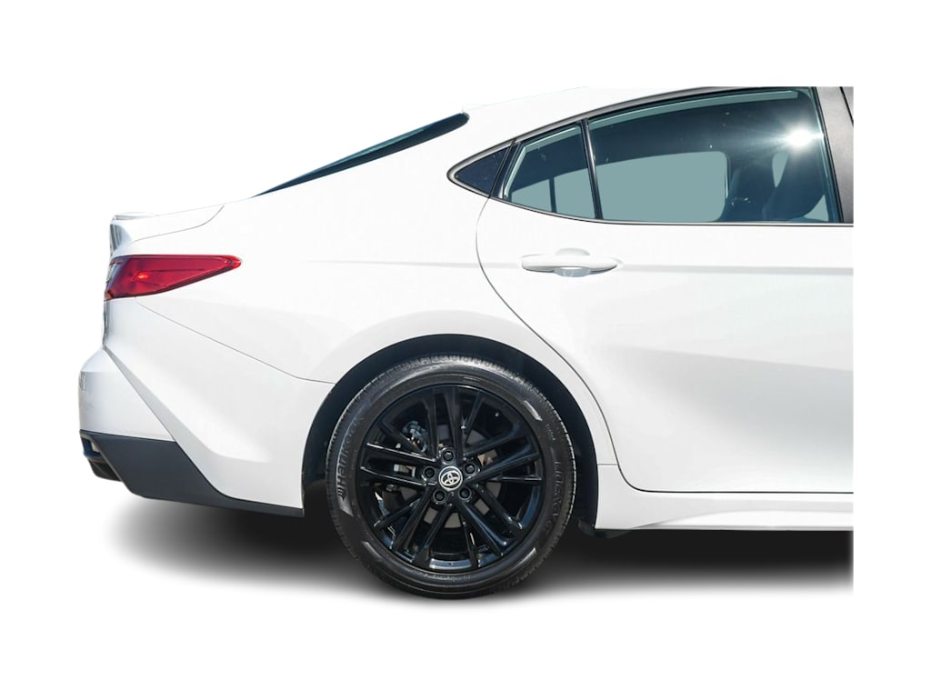 Thumbnail: 2025 Toyota Camry - 21
