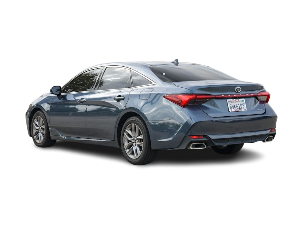 Thumbnail: 2021 Toyota Avalon - 3