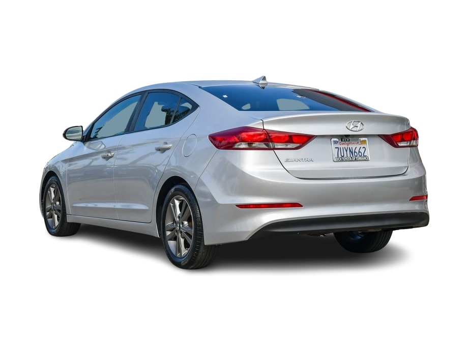 Thumbnail: 2017 Hyundai Elantra - 3