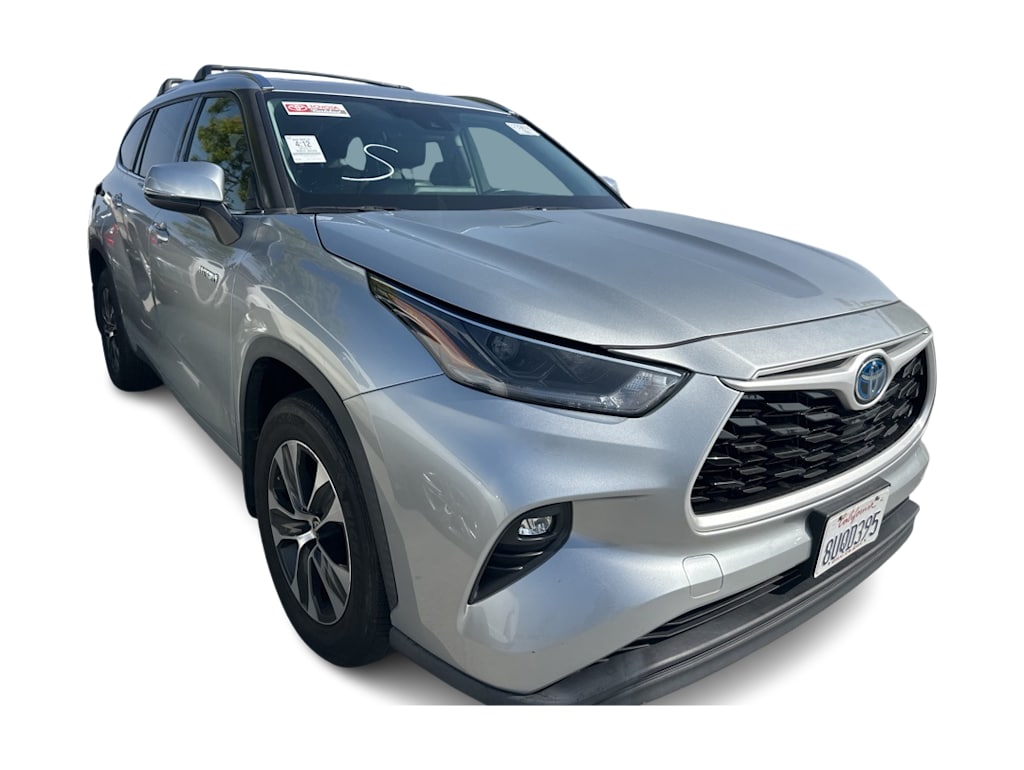 Thumbnail: 2021 Toyota Highlander - 8