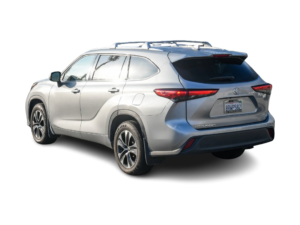 Thumbnail: 2020 Toyota Highlander - 3