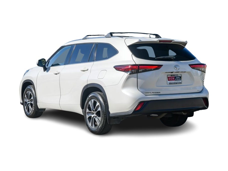 Thumbnail: 2021 Toyota Highlander - 38