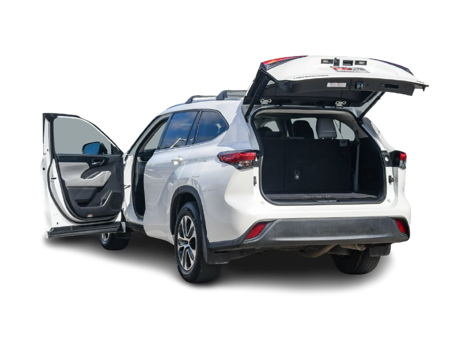 Thumbnail: 2021 Toyota Highlander - 30
