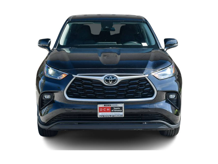 Thumbnail: 2023 Toyota Highlander - 6