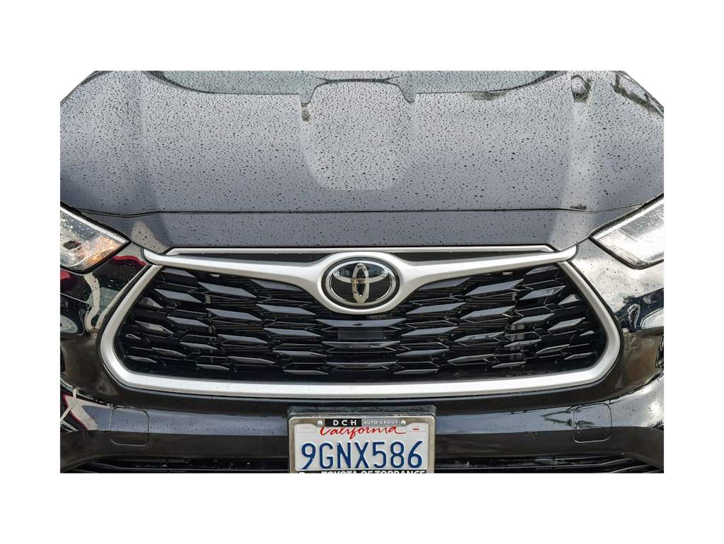 Thumbnail: 2023 Toyota Highlander - 18