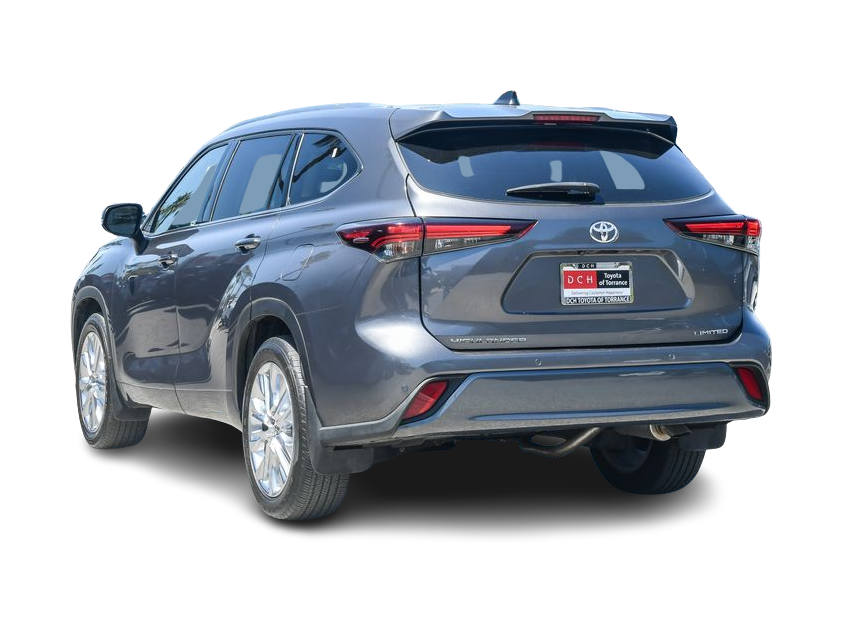 Thumbnail: 2024 Toyota Highlander - 21