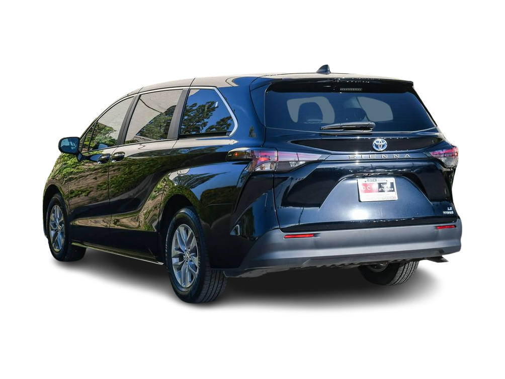 Thumbnail: 2024 Toyota Sienna - 3