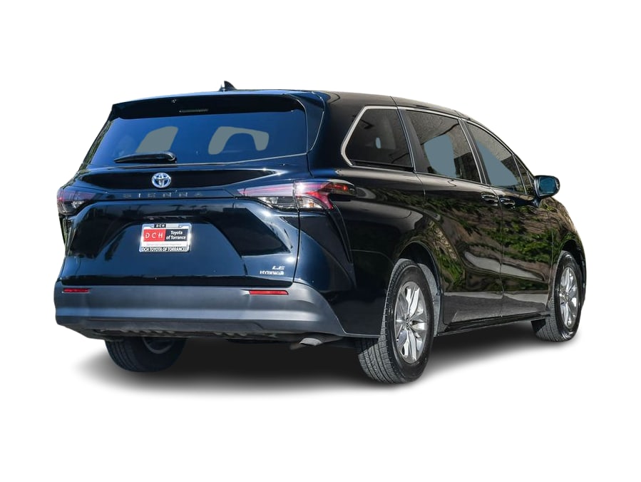 Thumbnail: 2024 Toyota Sienna - 21