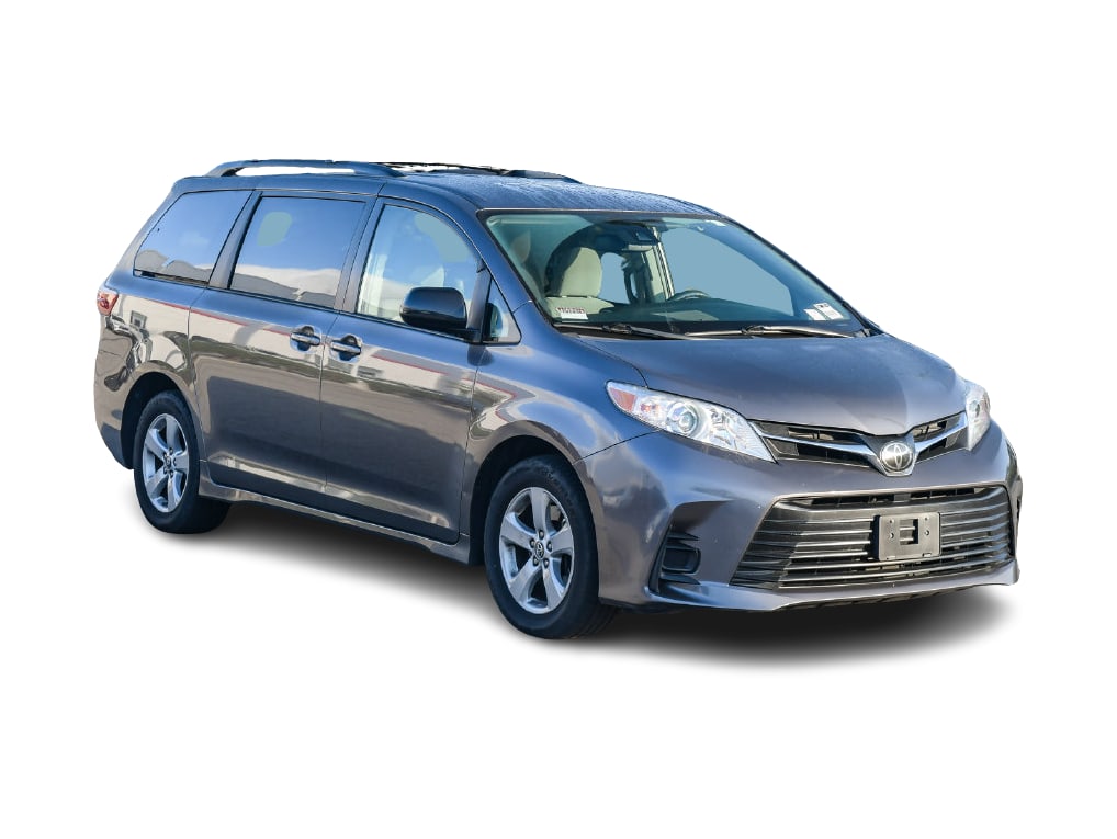 Thumbnail: 2018 Toyota Sienna - 15