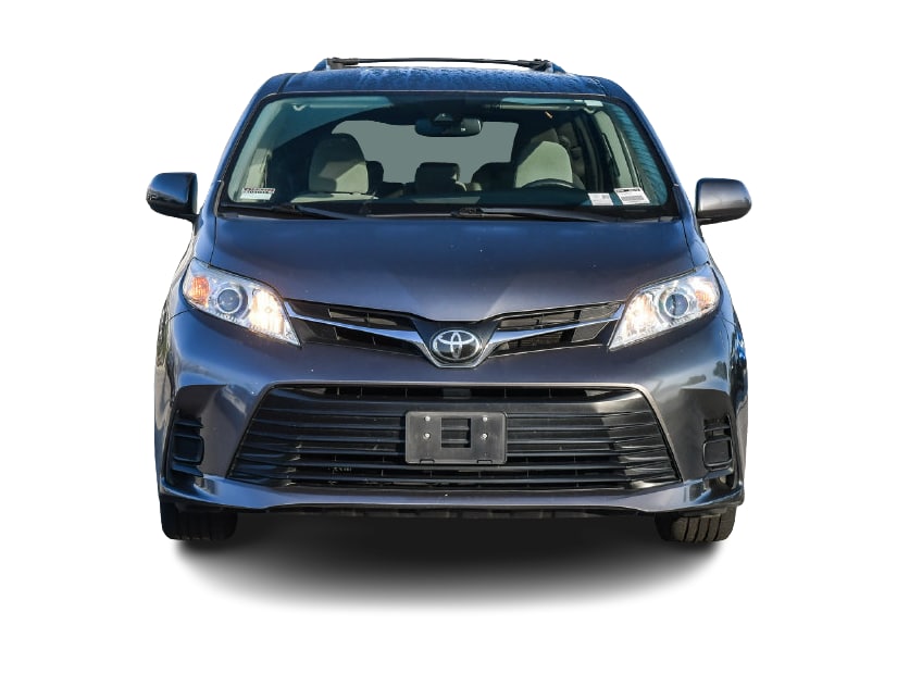 Thumbnail: 2018 Toyota Sienna - 5