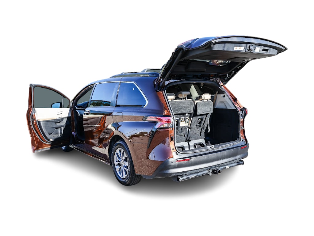 Thumbnail: 2021 Toyota Sienna - 29