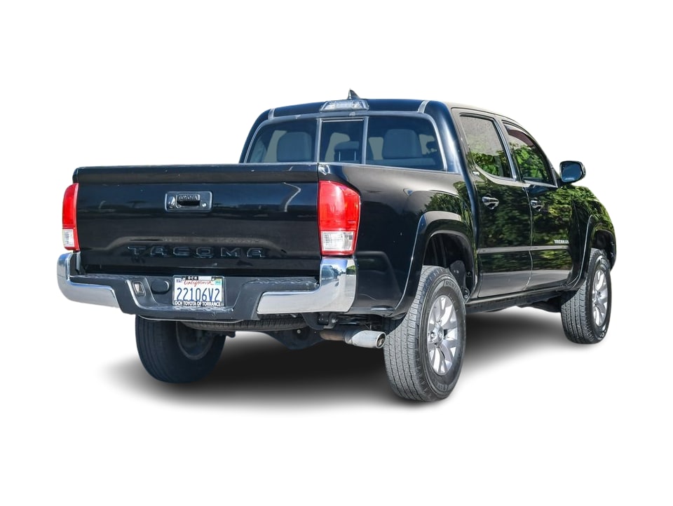 Thumbnail: 2016 Toyota Tacoma - 19