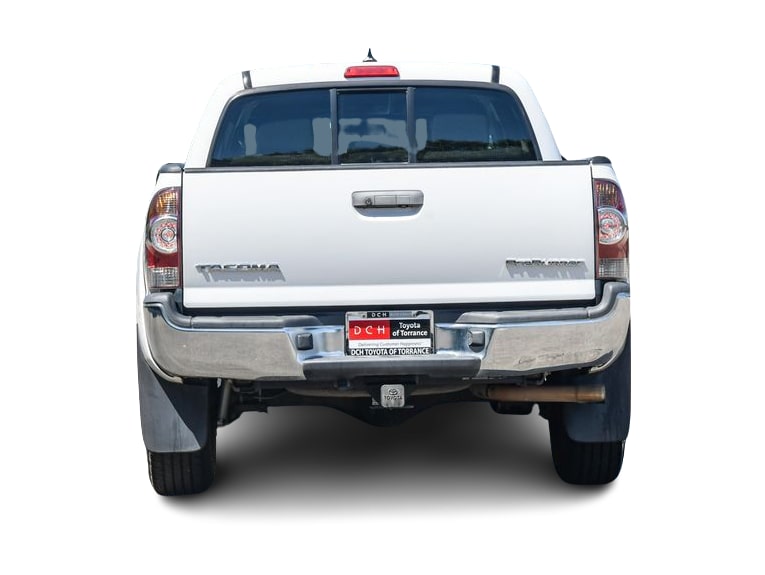 Thumbnail: 2015 Toyota Tacoma - 18