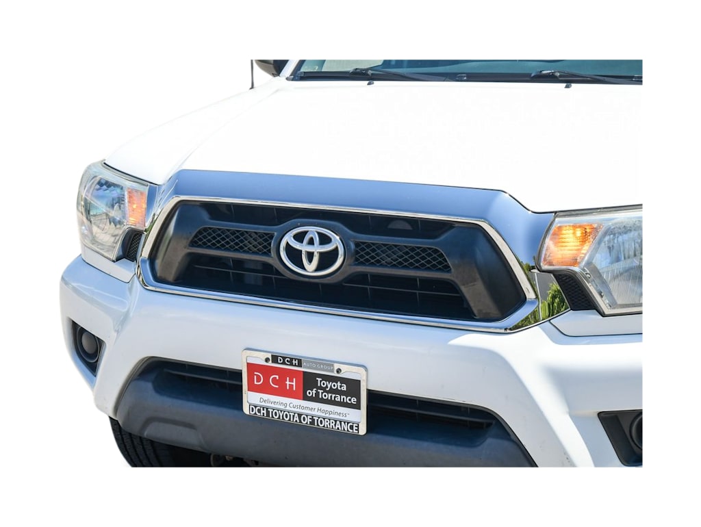 Thumbnail: 2015 Toyota Tacoma - 16