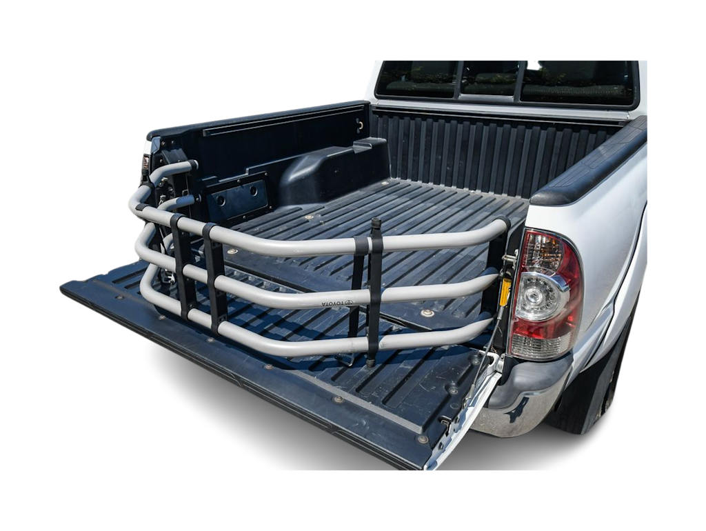 Thumbnail: 2015 Toyota Tacoma - 27