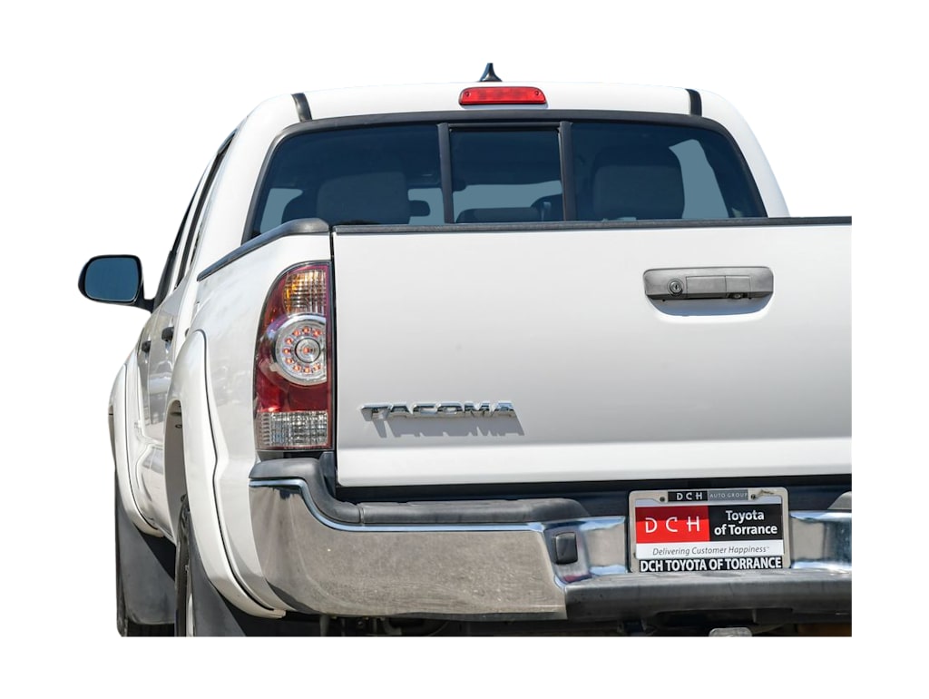 Thumbnail: 2015 Toyota Tacoma - 3