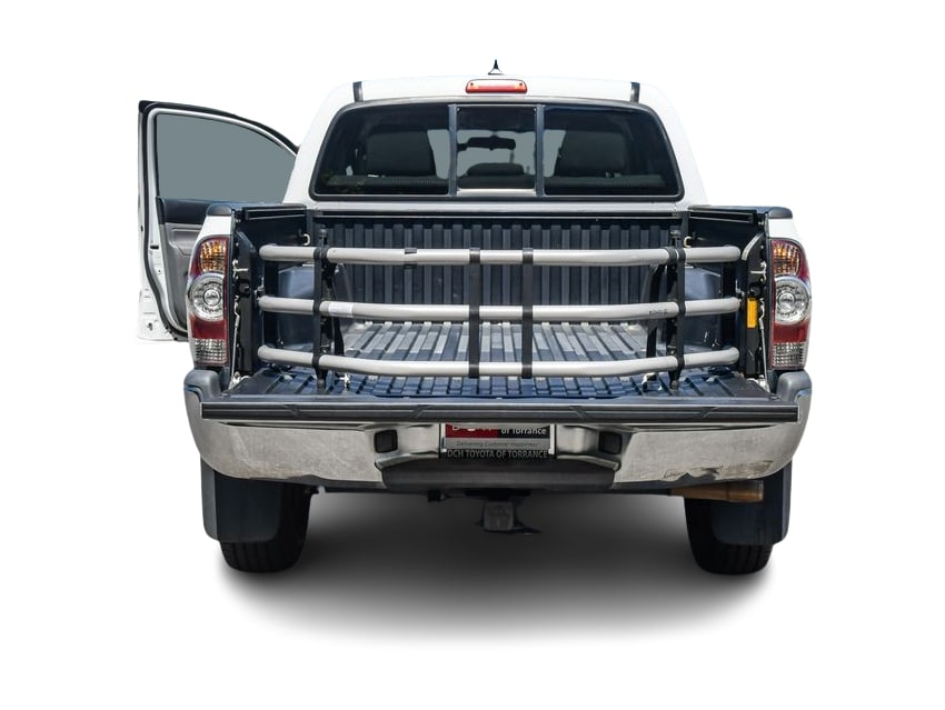 Thumbnail: 2015 Toyota Tacoma - 26