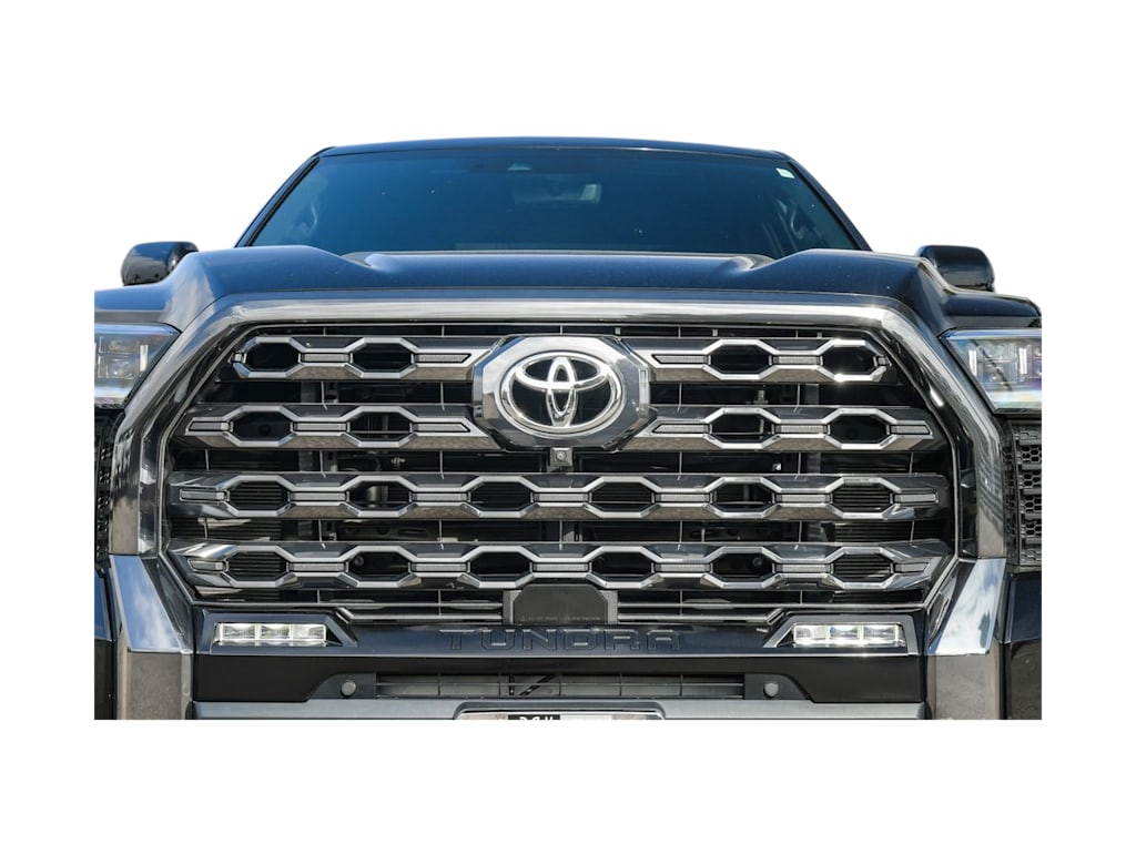 Thumbnail: 2023 Toyota Tundra - 17