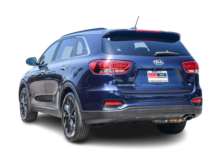 Thumbnail: 2019 Kia Sorento - 3