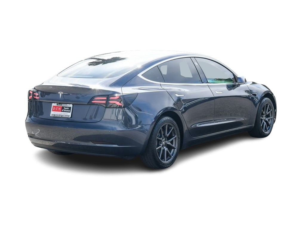 Thumbnail: 2019 Tesla Model 3 - 17