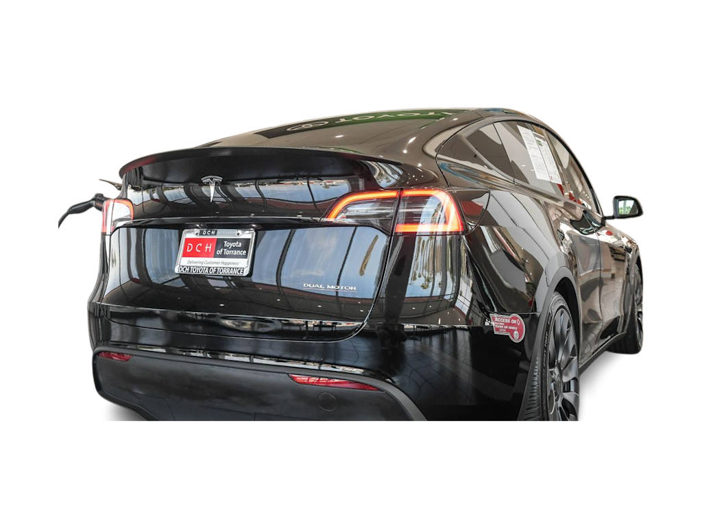 Thumbnail: 2025 Tesla Model Y - 17