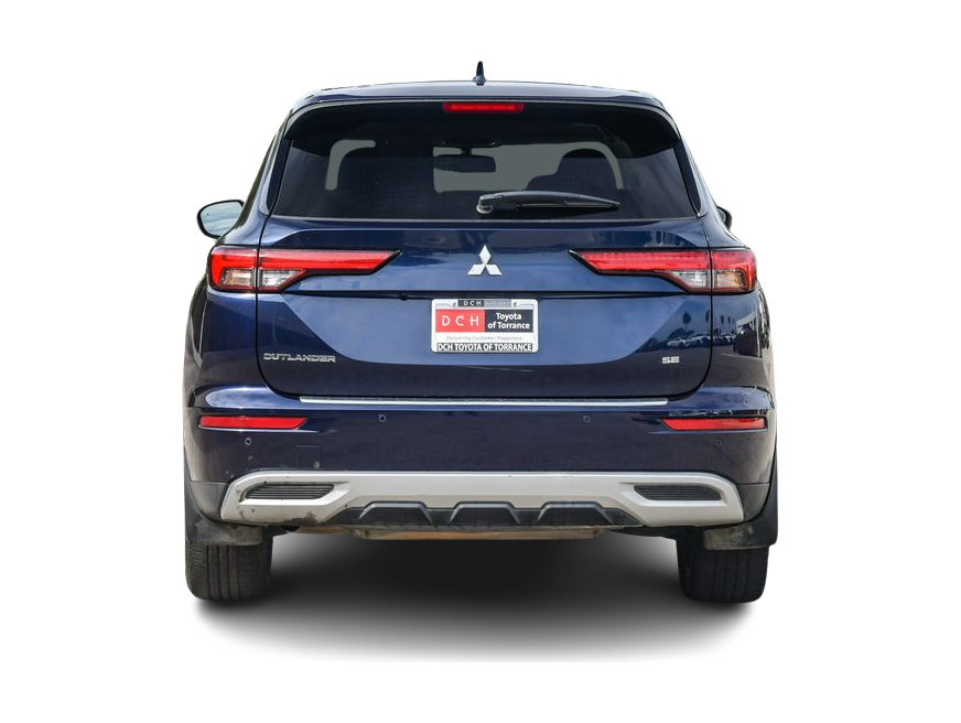 Thumbnail: 2023 Mitsubishi Outlander - 4