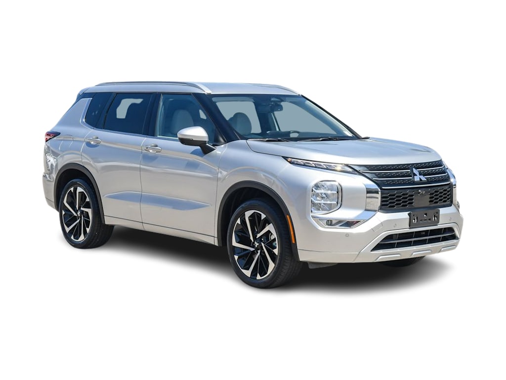Thumbnail: 2022 Mitsubishi Outlander - 16