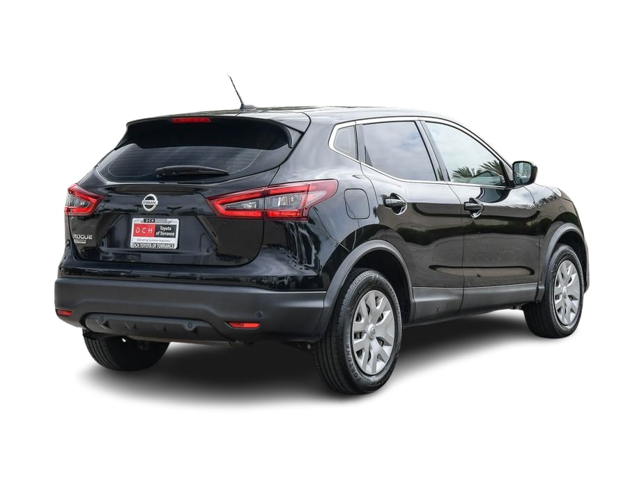 Thumbnail: 2020 Nissan Rogue Sport - 20