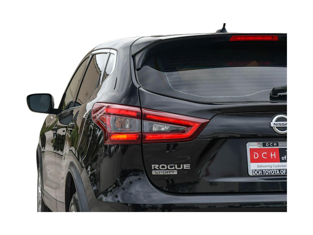 Thumbnail: 2020 Nissan Rogue Sport - 3