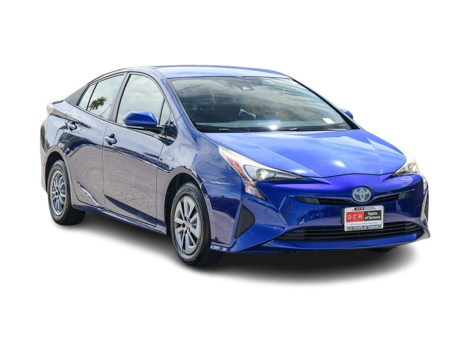 Thumbnail: 2017 Toyota Prius - 14
