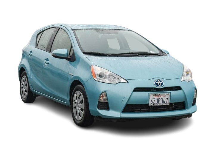 2013 Toyota Prius c  18