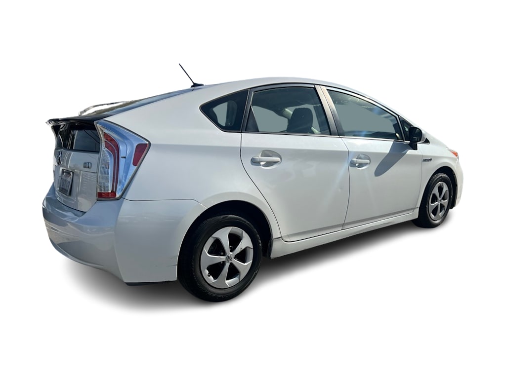 2013 Toyota Prius Two 10