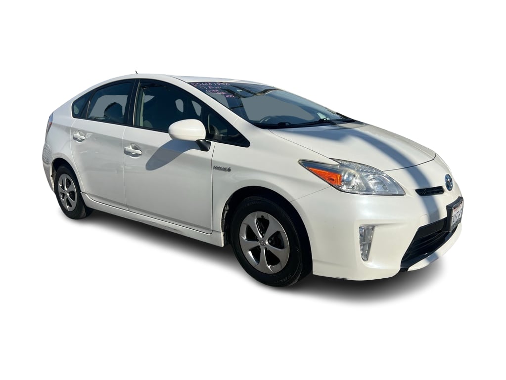 2013 Toyota Prius Two 11