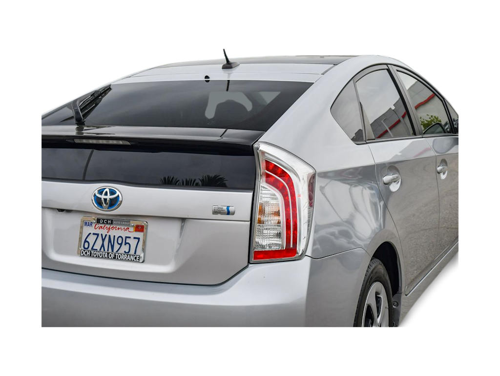 Thumbnail: 2013 Toyota Prius - 20