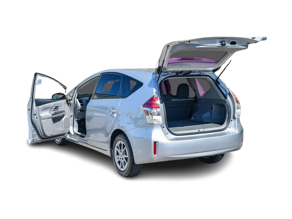 Thumbnail: 2016 Toyota Prius v - 28