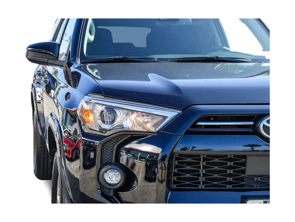 Thumbnail: 2023 Toyota 4Runner - 17
