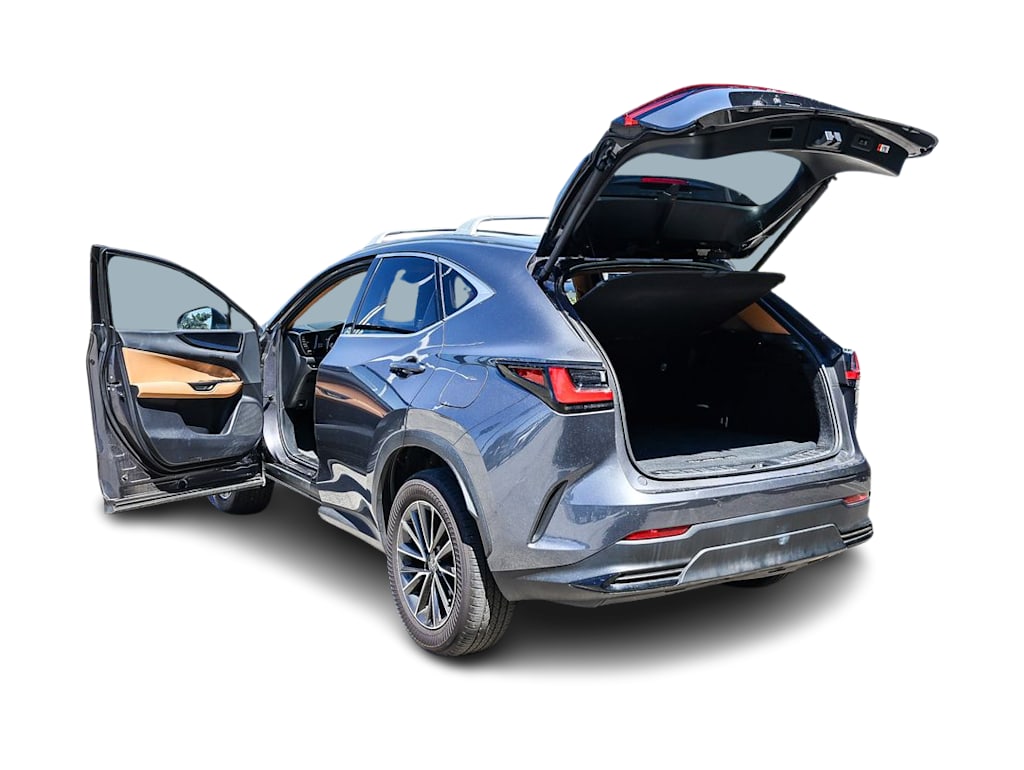 Thumbnail: 2024 Lexus ES - 3