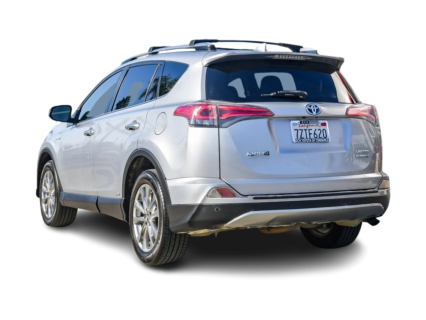 Thumbnail: 2017 Toyota RAV4 - 21